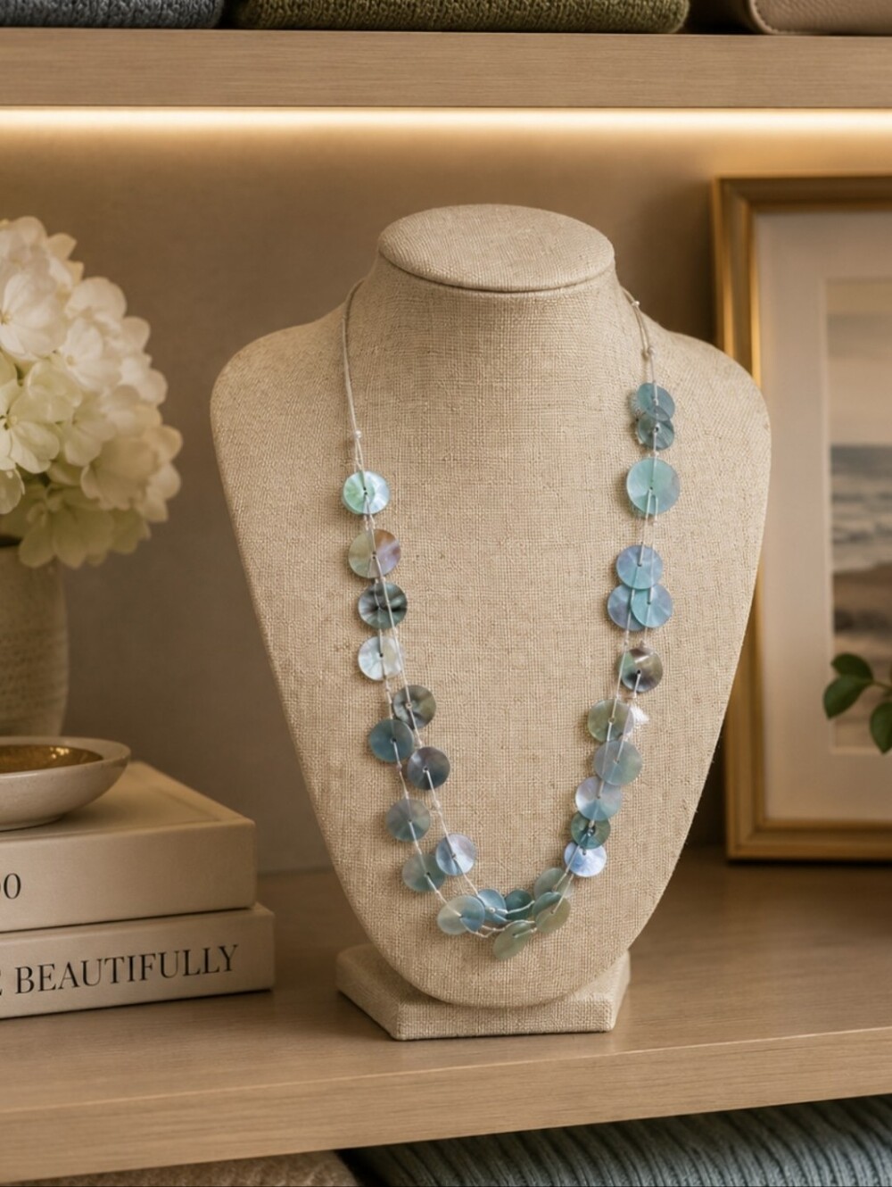 Shell necklaces - Picture 4 of 5